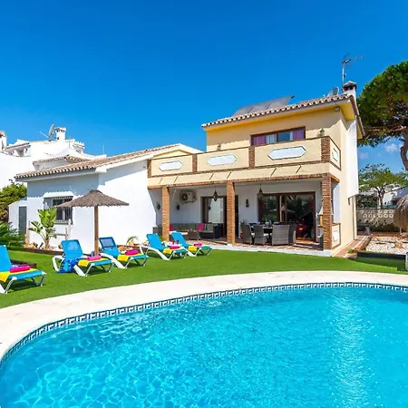 Villa Namaste By *
